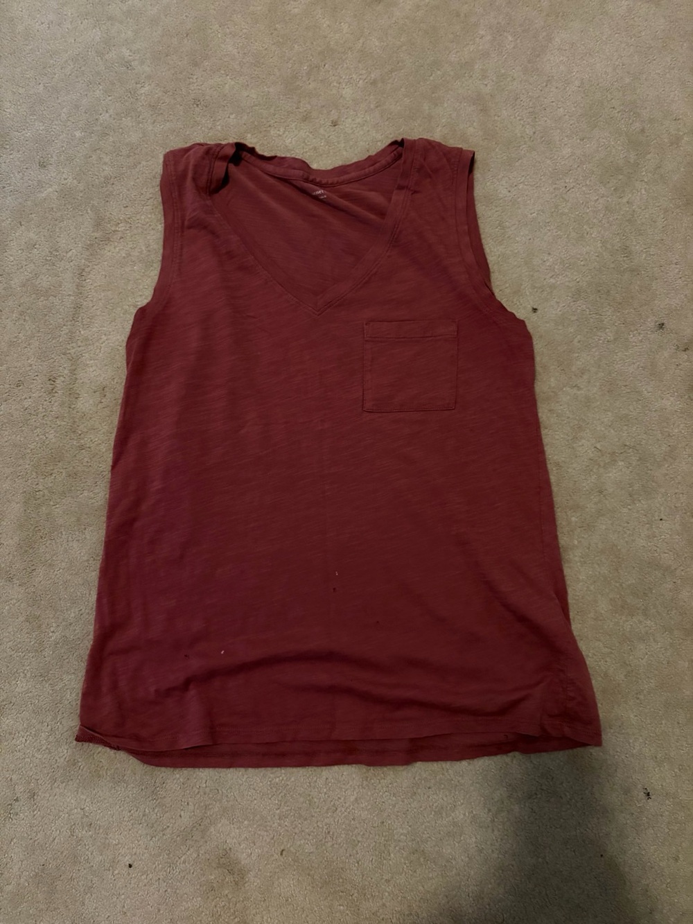Garnet Hill V-Neck Sleeveless Pocket Tank in Burgundy